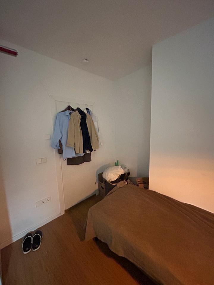 Eine 12 qm-Zimmer in einer 2’er WG in Innenstadt Tübingen