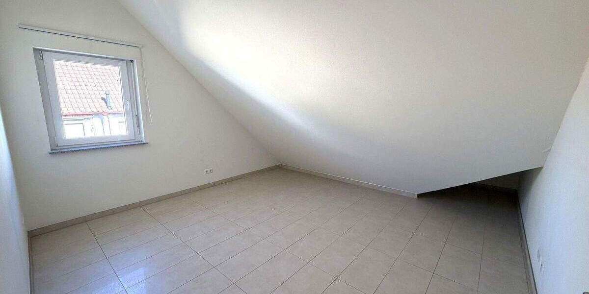 Etagenwohnung Weinstadt Beutelsbach - 3 Zimmer, 98 m&sup2;, 590.000&euro; | Angebot:25735493