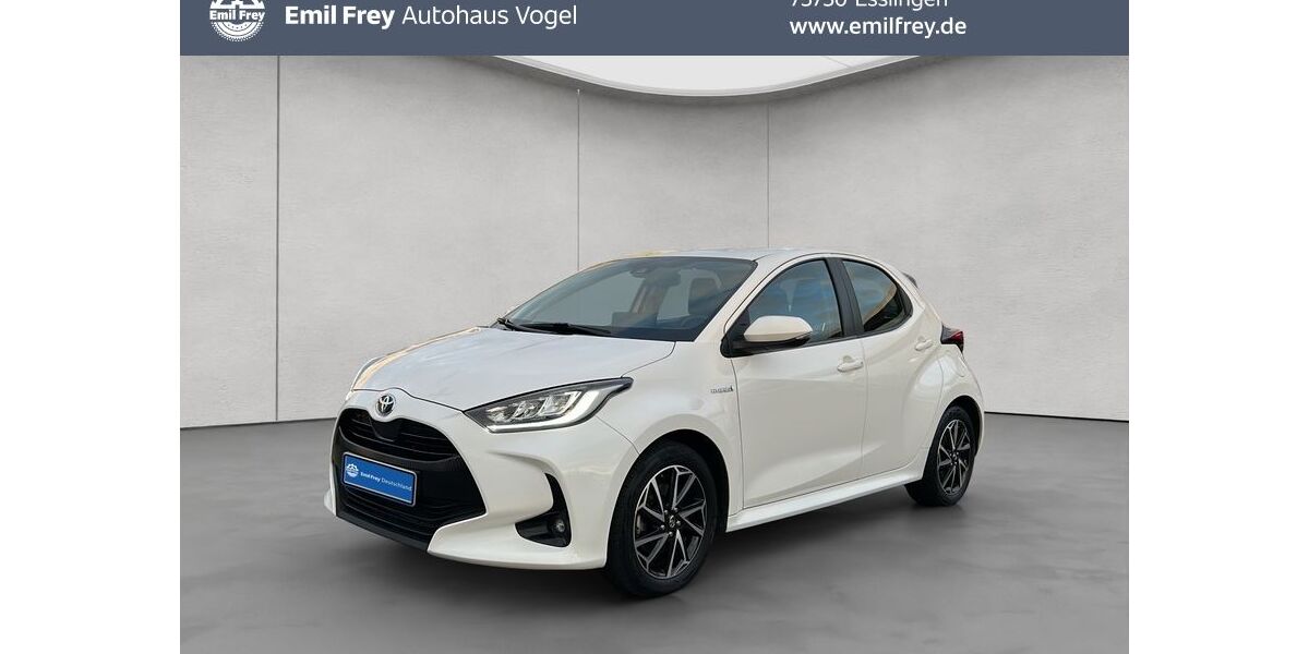 Toyota Yaris 129.180 km 17.303 &euro; Esslingen 73730