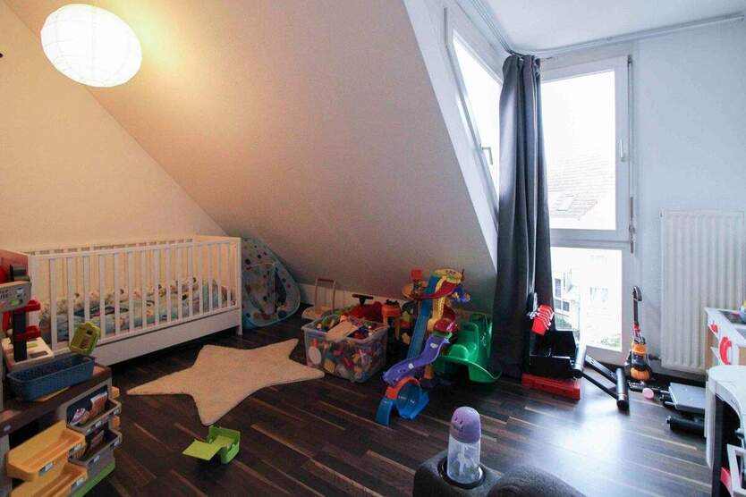 Hier blühen Ihre Ideen: Reihenendhaus mit Garten in Top-Lage 5 zimmer