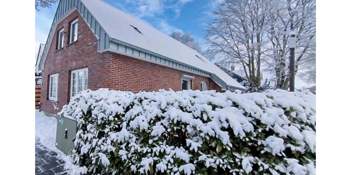 Großzügiges Einfamilienhaus von Privat 8 zimmer