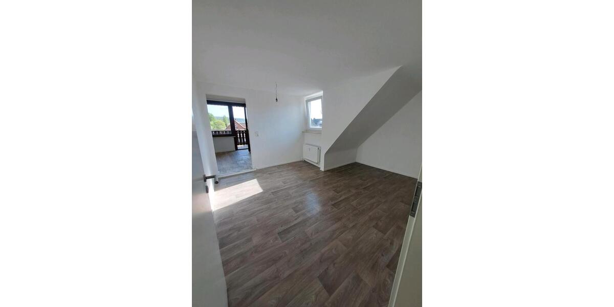 Erdgeschoßwohnung Seelze - 4 Zimmer, 75 m&sup2;, 760&euro; | Angebot:26296852