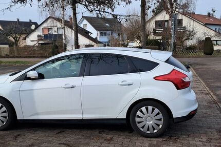 Ford Focus 146.000 km 5.250 &euro; Rastatt 76437