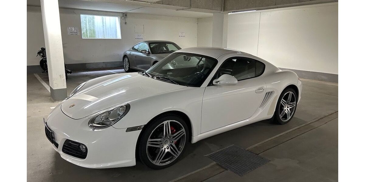 Porsche Cayman 96.231 km 41.900 € München 81737