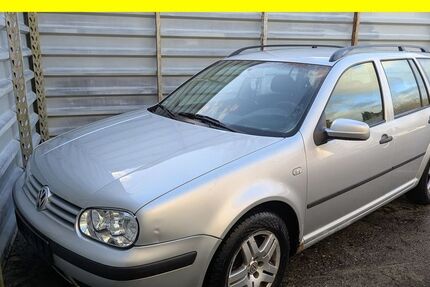 VW Golf 393.422 km 700 &euro; Lübeck 23556