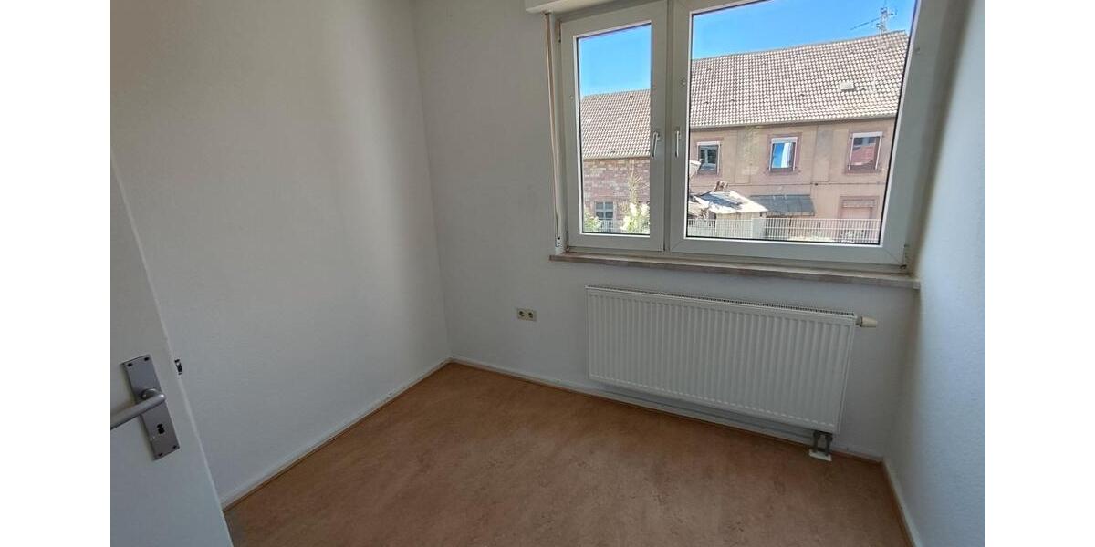 Etagenwohnung Homburg - 3 Zimmer, 65 m&sup2;, 525&euro; | Angebot:26426565