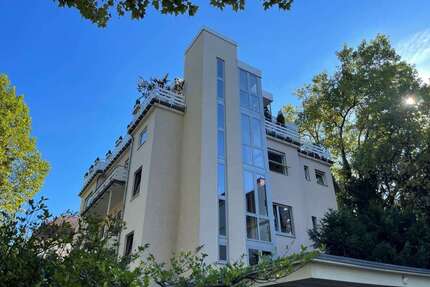 Büro in Heidelberg Neuenheim 3.850.000 € 585 m²