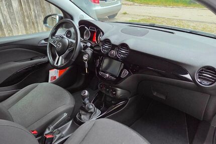 Opel Adam 119.900 km 6.199 &euro; Planegg 82152