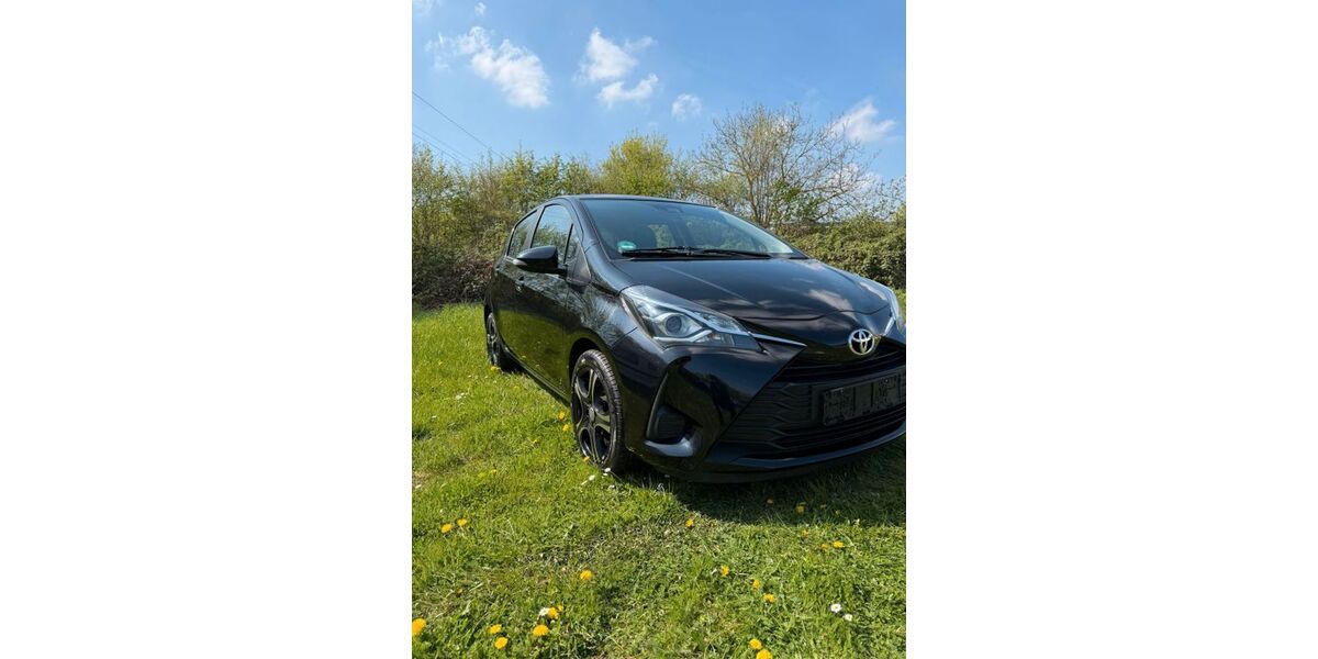 Toyota Yaris 49.950 km 12.250 &euro; Langenlonsheim 55450
