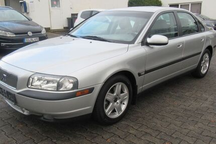 Volvo S80 121.840 km 8.500 &euro; Hennef 53773