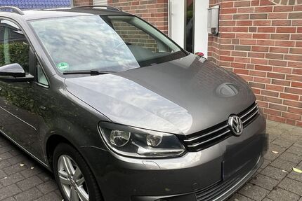 VW Touran 212.600 km 5.590 &euro; Lotte 49504