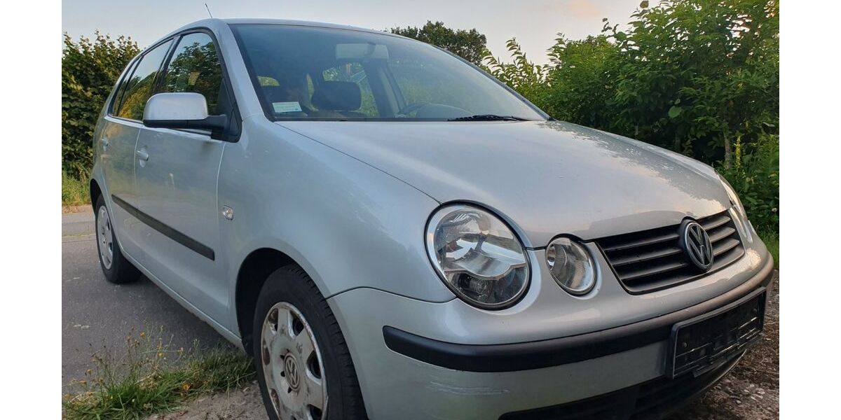 VW Polo 116.445 km 2.600 &euro; Borstel 24616