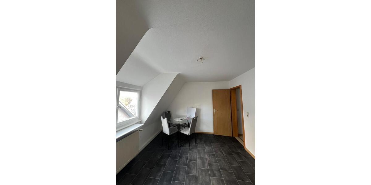 Dachgeschoßwohnung Heilbronn - 1.5 Zimmer, 45 m&sup2;, 690&euro; | Angebot:25987980