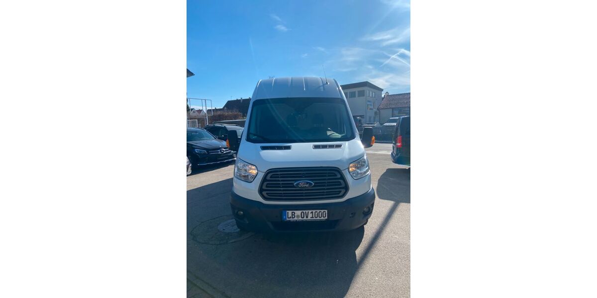 Ford Transit 183.000 km 12.600 &euro; Asperg 71679