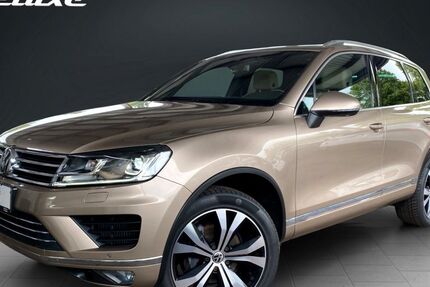 VW Touareg 111.800 km 27.900 € Hamburg 22047