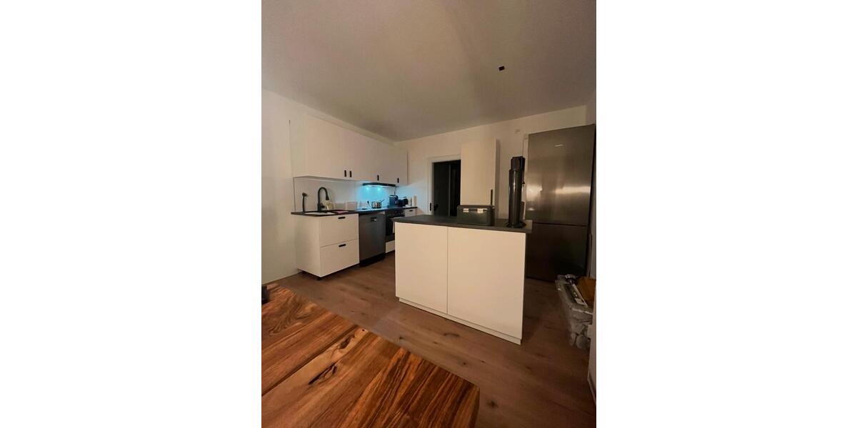 Etagenwohnung Grafing bei München - 4 Zimmer, 93 m&sup2;, 1.350&euro; | Angebot:24845559