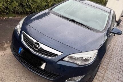 Opel Astra 158.000 km 4.300 &euro; Berlin 12167