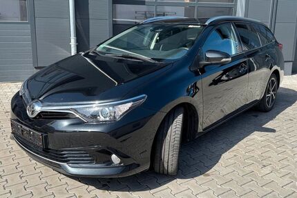 Toyota Auris Touring Sports