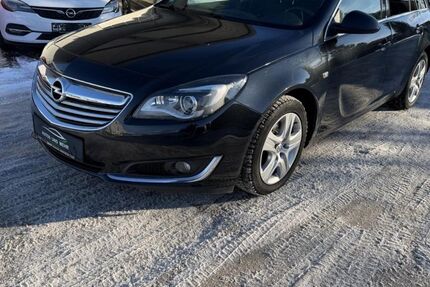 Opel Insignia 155.000 km 6.799 &euro; Paderborn 33100
