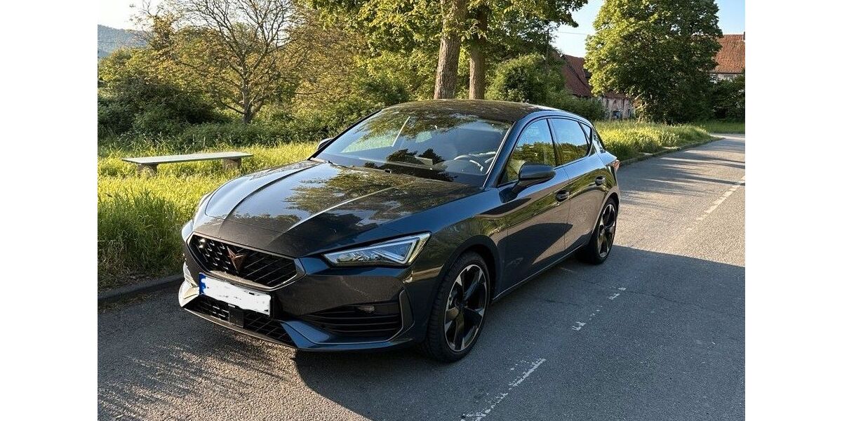 Cupra Leon 46.000 km 22.500 &euro; Grünenplan 31073