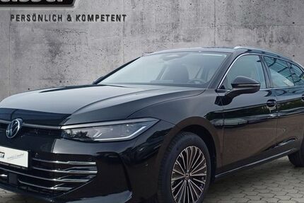 VW Passat Variant 2.500 km 39.890 &euro; Ulm 89077