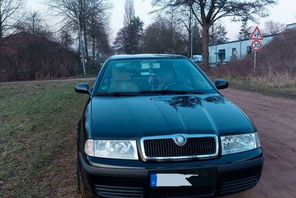 Skoda Octavia 208.800 km 3.700 &euro; Nienburg 31582