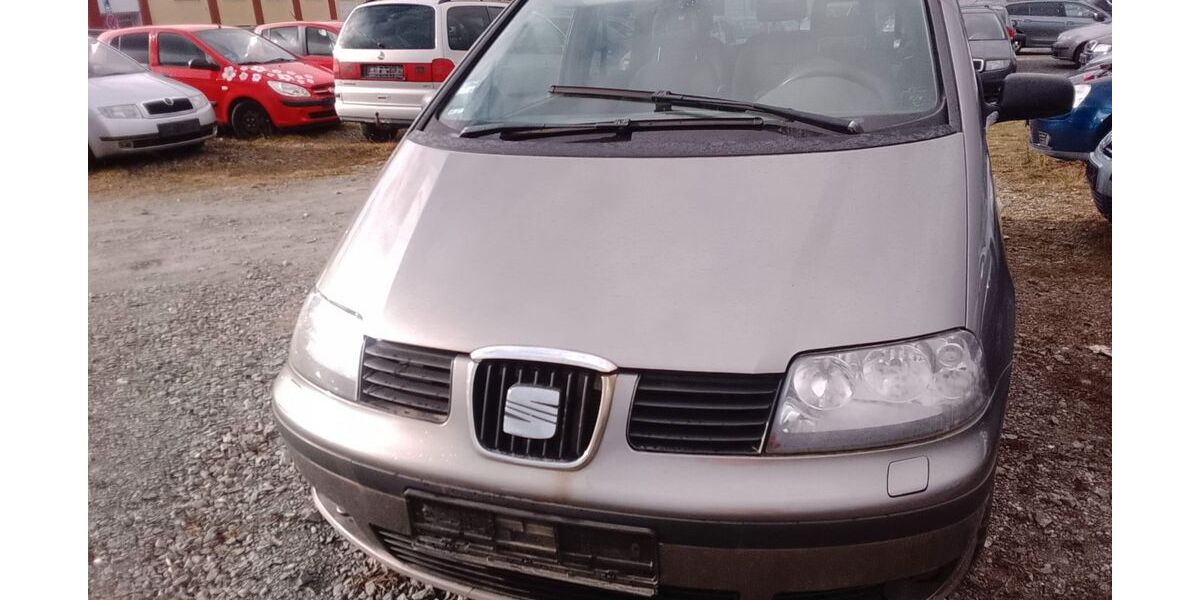 Seat Alhambra 270.000 km 700 &euro; Plauen 08523