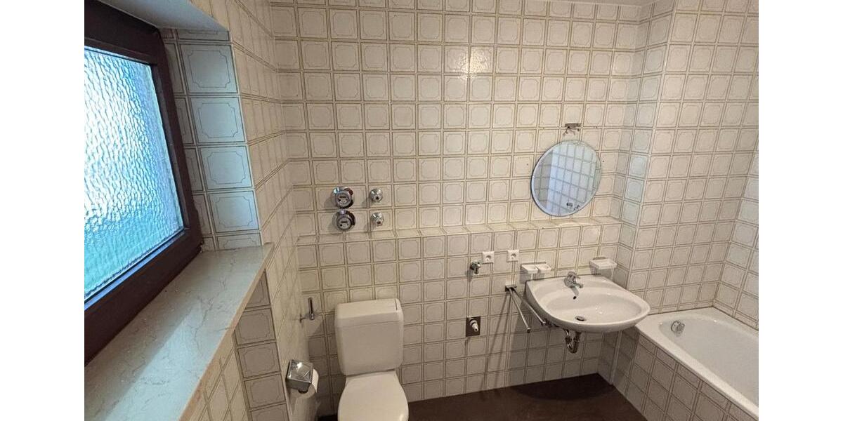 Etagenwohnung Freilassing - 1 Zimmer, 47 m&sup2;, 695&euro; | Angebot:26407147
