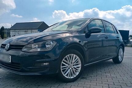VW Golf 181.000 km 8.800 &euro; Rosbach 61191
