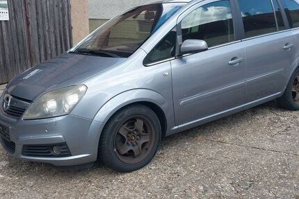 Opel Zafira 244.000 km 2.450 &euro; Neresheim 73450