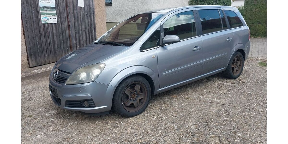 Opel Zafira 244.000 km 2.450 &euro; Neresheim 73450