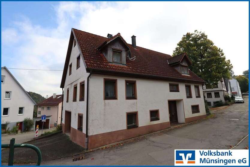 Haus zum Kaufen in Münsingen 260.000 € 174 m² 5.5 zimmer
