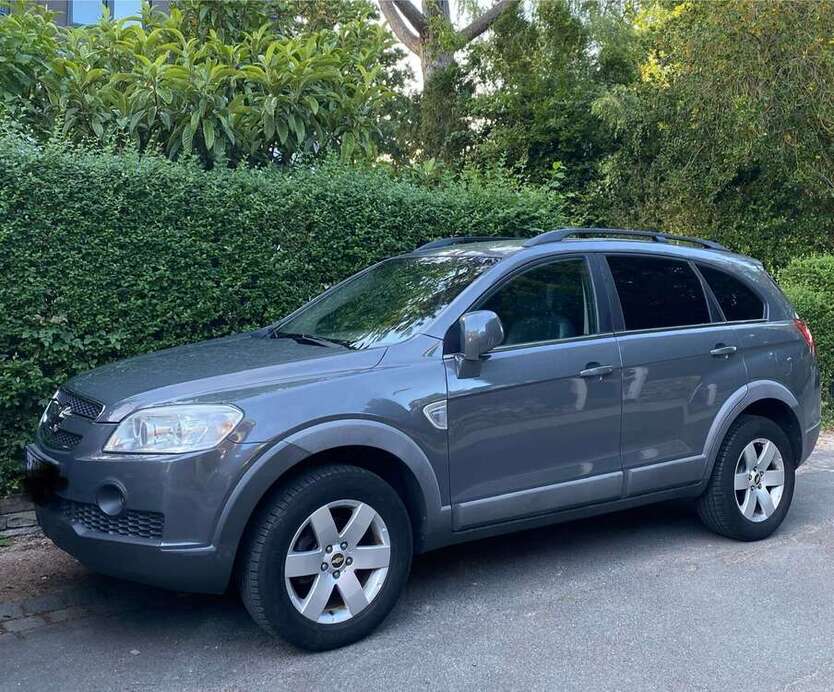 Chevrolet Captiva 122.222 km 5.700 € Hamburg 22609