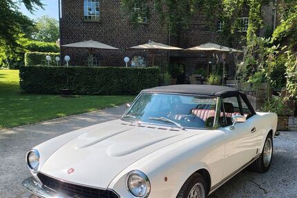 Fiat 124 Spider