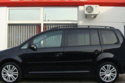 VW Touran 214.000 km 9.980 &euro; Sauensiek 21644