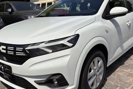 Dacia Sandero 24.217 km 15.880 &euro; Haßfurt 97437