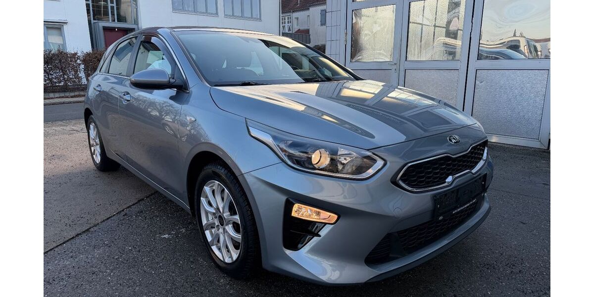 Kia ceed / Ceed 77.000 km 14.499 &euro; Worms 67549