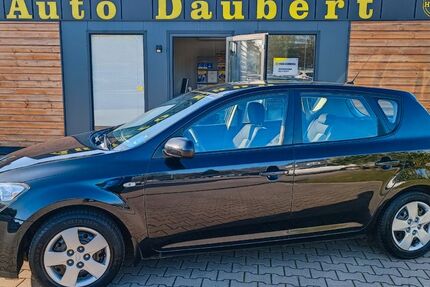 Kia ceed / Ceed 104.000 km 6.000 &euro; Moormerland 26802