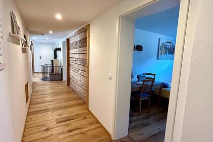 Platz wie im eigenen Haus: 6 Zi 155m² kernsanierte Altbauwohnung 6 zimmer