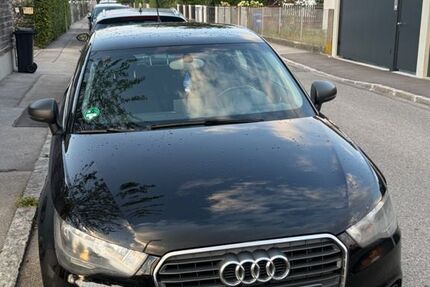 Audi A1 168.000 km 6.200 &euro; München 81825
