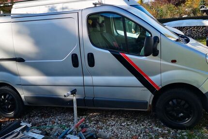 Opel Vivaro 258.000 km 5.500 &euro; Neresheim 73450