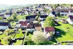 Besondere Gelegenheit! “ALTE SCHULE“ mit 2 Wohneinheiten & Nebengebäude, Stellplätzen, Garage, Garten über 500m² Nutzfläche