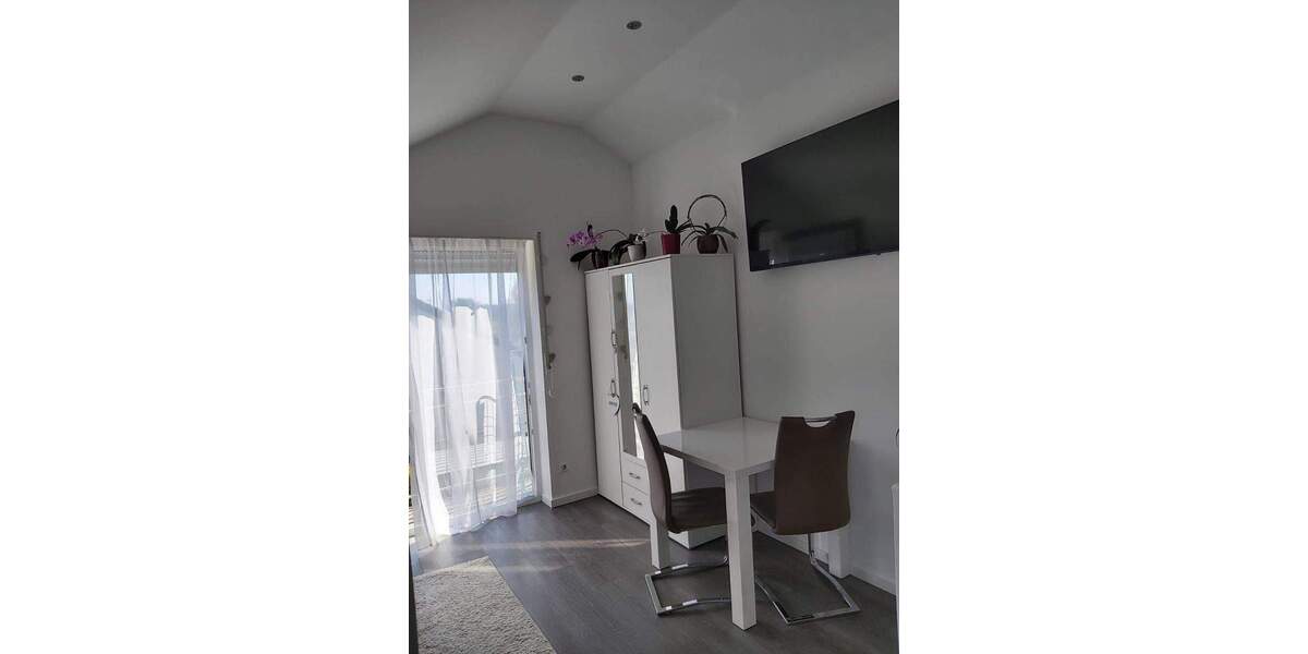 88048 Friedrichshafen Bodensee Einladendes Zuhause in idyllischer Lage 4 Wohneinheiten 2 Garagen 2 Stellplätze 1 zimmer