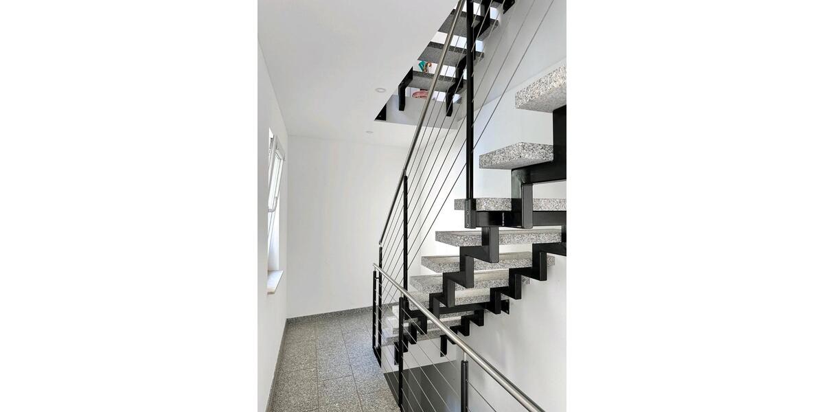 Einfamilienhaus Querfurt - 12 Zimmer, 221 m&sup2;, 200.000&euro; | Angebot:26971210