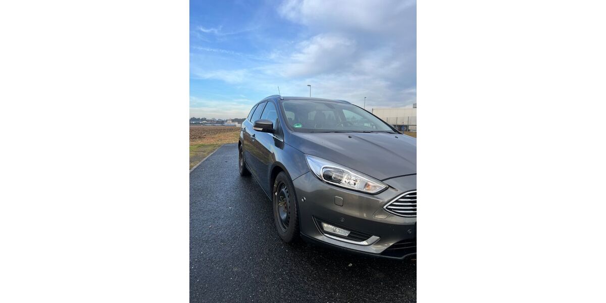 Ford Focus 180.000 km 6.990 &euro; Cottbus 03046
