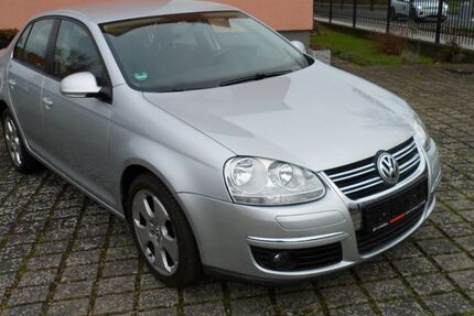 VW Jetta 110.690 km 6.590 &euro; Northeim 37154