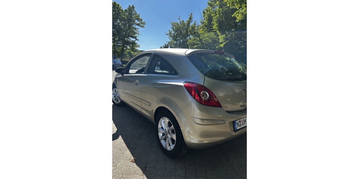 Opel Corsa 75.000 km 1.850 € Nürnberg 90403