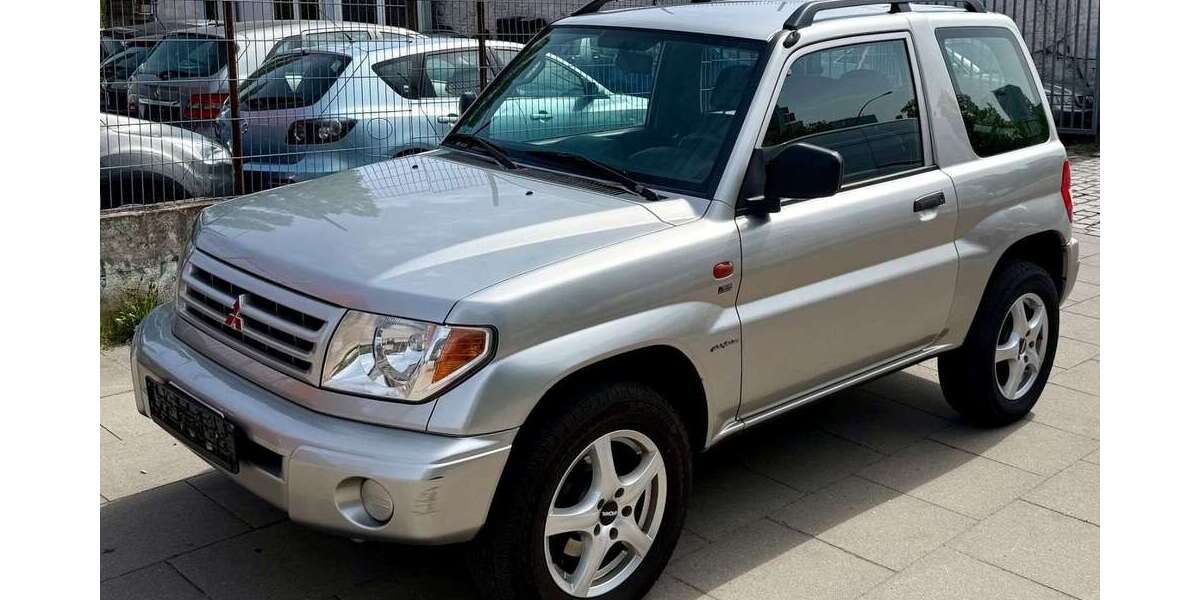 Mitsubishi Pajero 179.000 km 2.450 &euro; Hamburg 20097