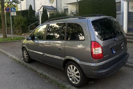 Opel Zafira 226.000 km 1.500 &euro; Stuttgart 70619