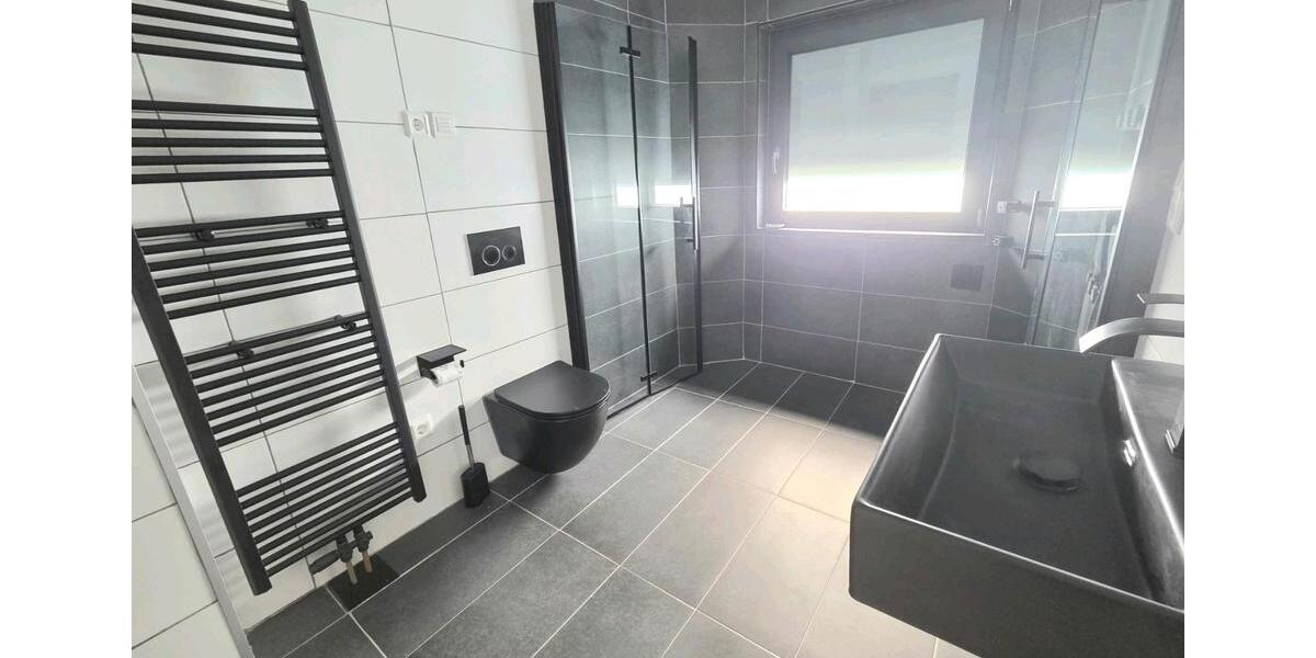 Einfamilienhaus Lauingen (Donau) - 8 Zimmer, 180 m&sup2;, 569.000&euro; | Angebot:26990503